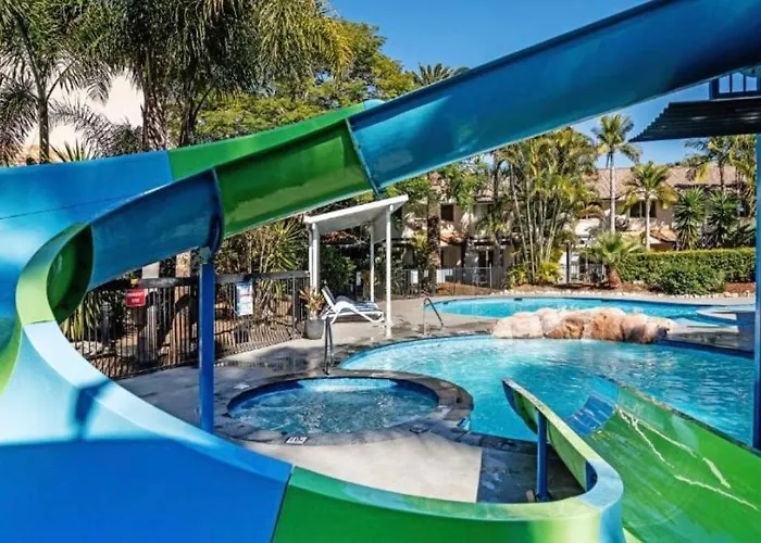 Ultimate Resort Getaway Pools, Waterslides And Steps From The Beach