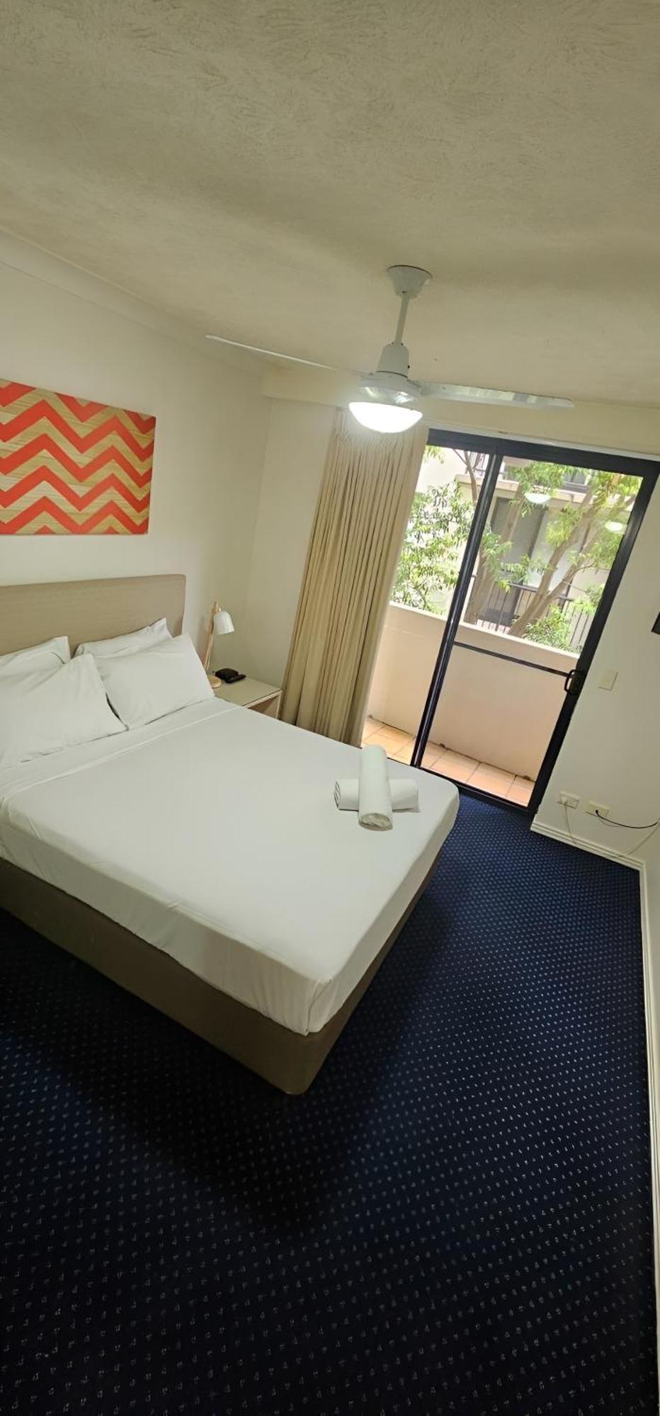 Ultimate Getaway Pools, Waterslides And Steps From The * Gold Coast